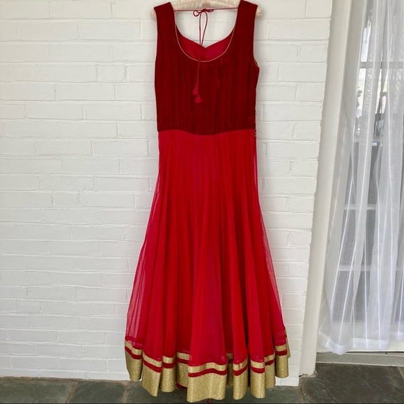 [New] Stunning Red Indian Anarkali Gown - Picture 4 of 6